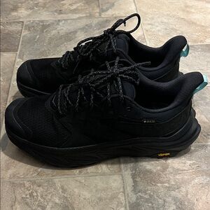 Hoka Black Anacapa 2 Low GTX